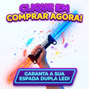 ⚔️ Espada Dupla LED BrilhaMax™ – Diversão Iluminada para Pequenos Heróis!