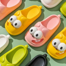 Smile Eye Slippers: Chinelo Fofo com Olhos Grandes – Leve, Macio e Confortável 💛